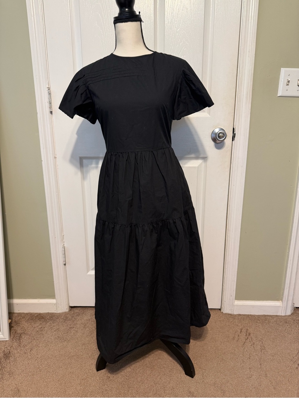 Who What Wear Black Tiered Short-Sleeve Maxi Dress